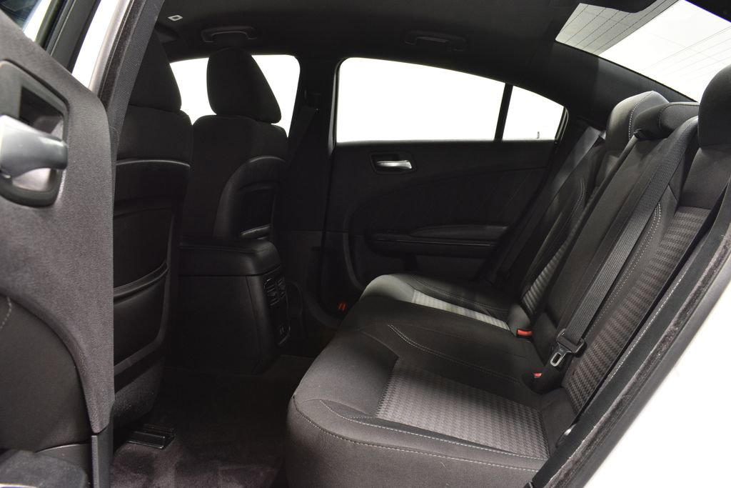 Used 2018 Dodge Charger GT w/ Blacktop Package image 27