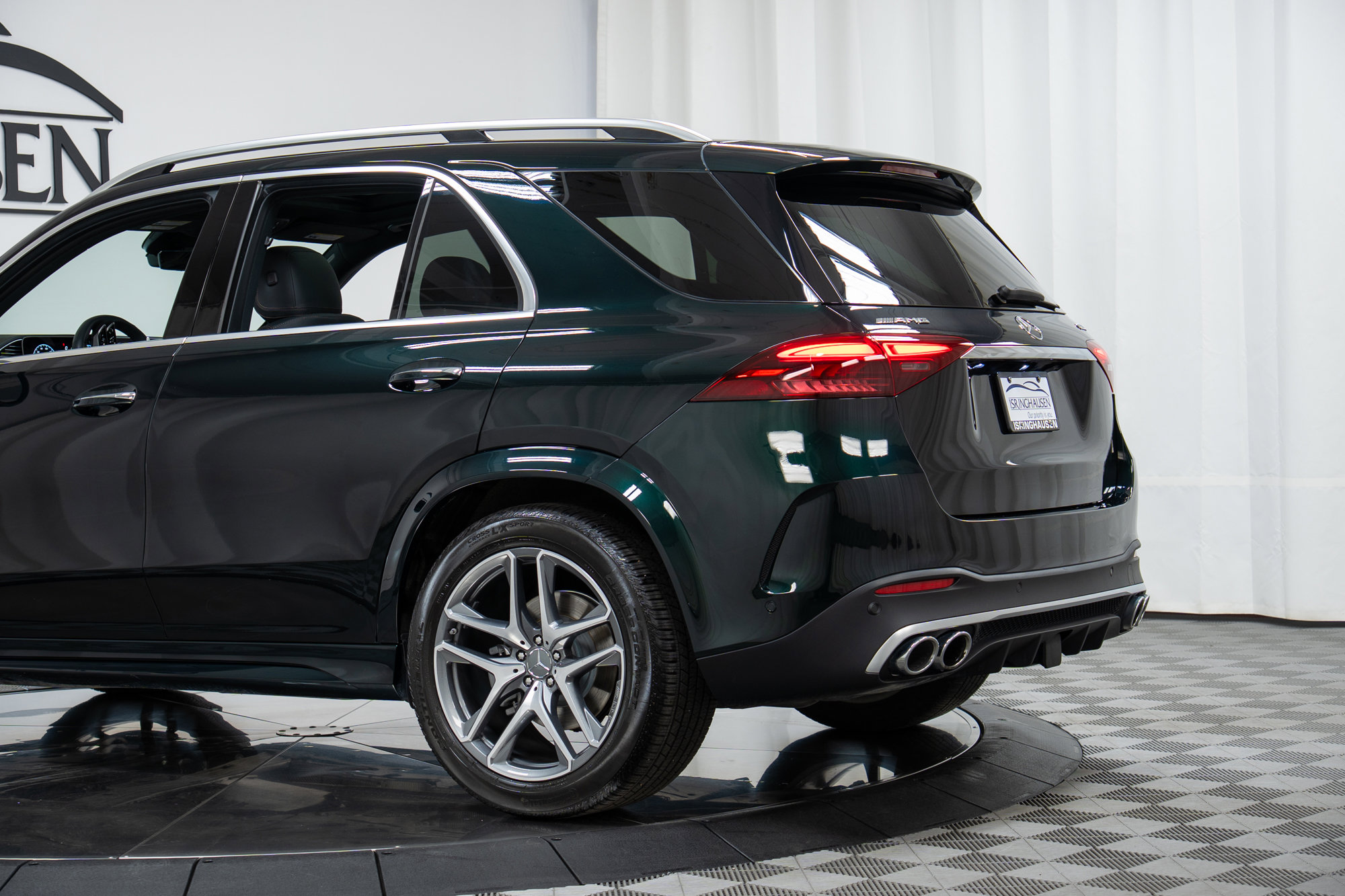 Certified 2025 Mercedes-Benz GLE 53 AMG 4MATIC image 37