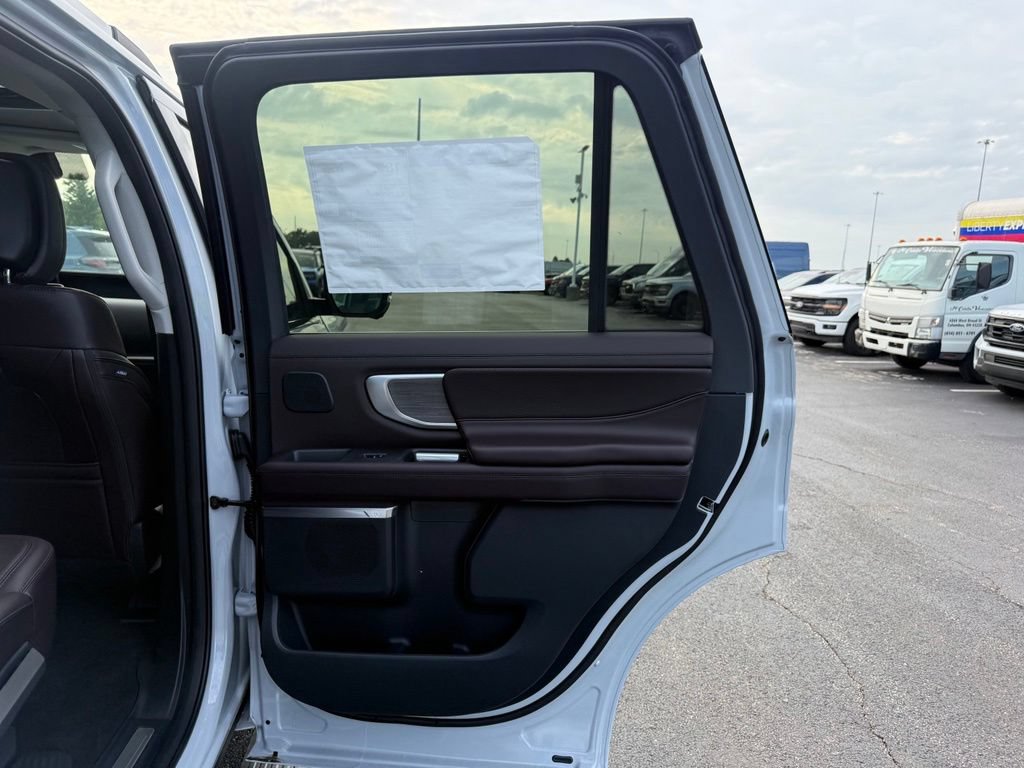 New 2026 Ford Expedition Platinum w/ Platinum Ultimate Package AWD/4WD image 61