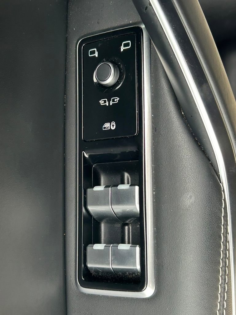 Used 2024 Jaguar F-PACE R-Dynamic S image 23