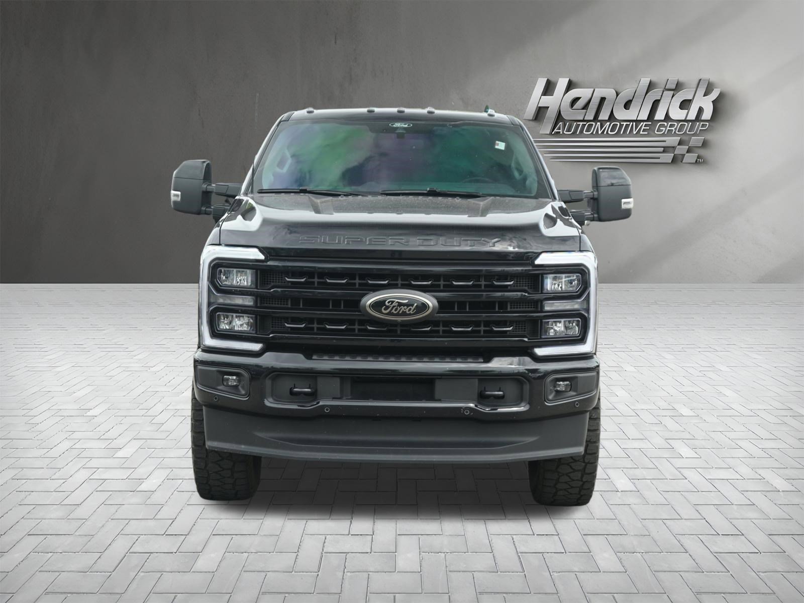 Used 2024 Ford F350 Lariat w/ Lariat Ultimate Package AWD/4WD image 3
