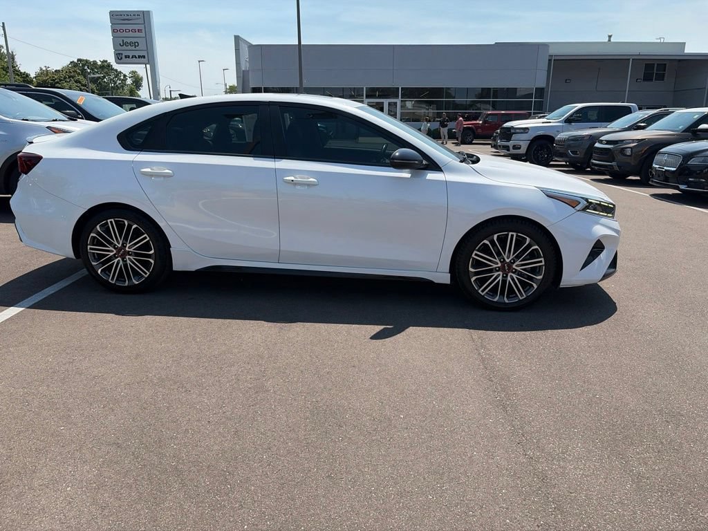 Used 2022 Kia Forte GT w/ GT2 Package FWD image 4