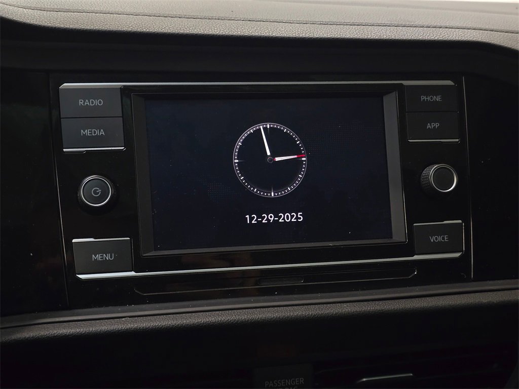 Used 2023 Volkswagen Jetta SE w/ Panoramic Sunroof Package image 28