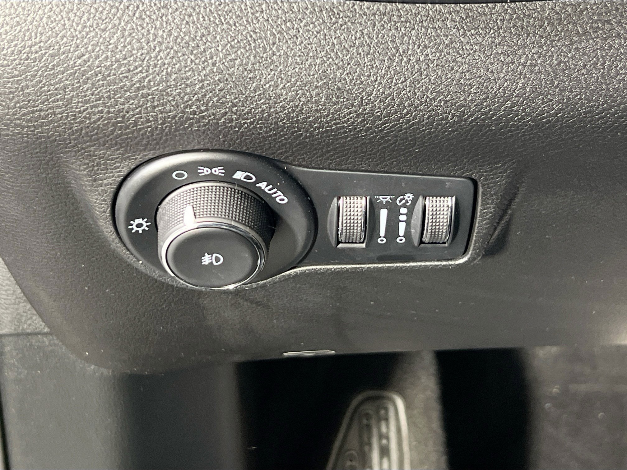 Used 2022 Jeep Compass Latitude w/ Convenience Group image 10