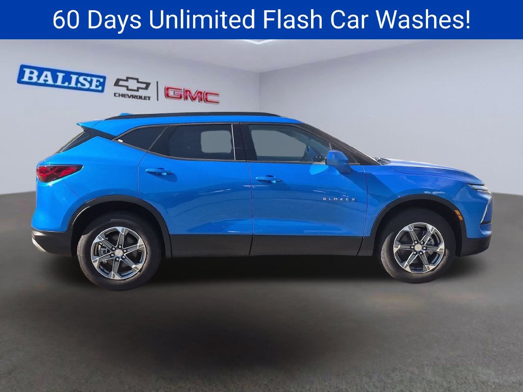 New 2026 Chevrolet Blazer LT w/ Convenience Package AWD/4WD image 2