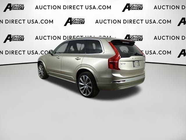 Used 2023 Volvo XC90 B6 Plus image 6