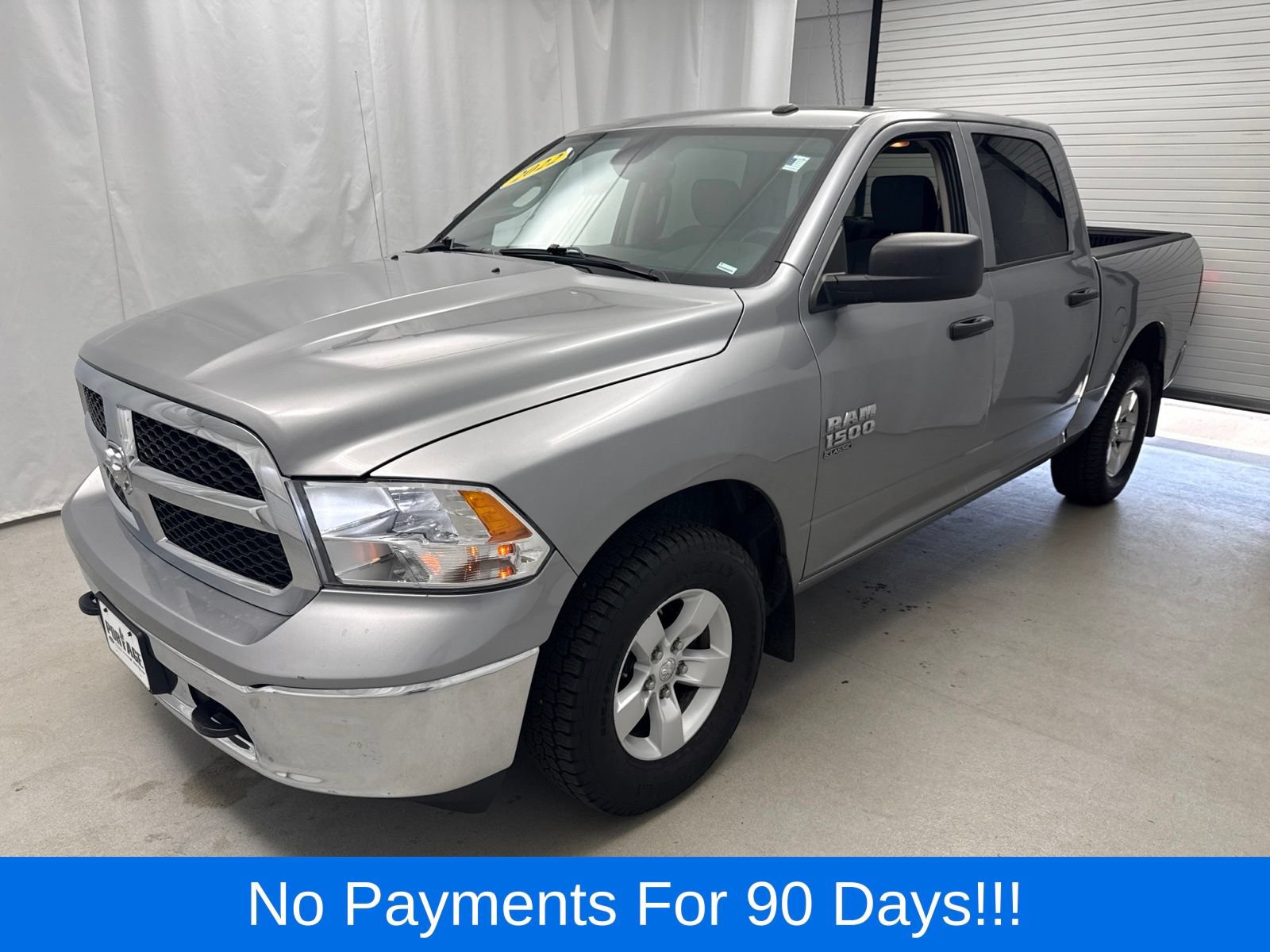 Used 2022 RAM 1500 Classic SLT w/ Protection Group AWD/4WD image 5