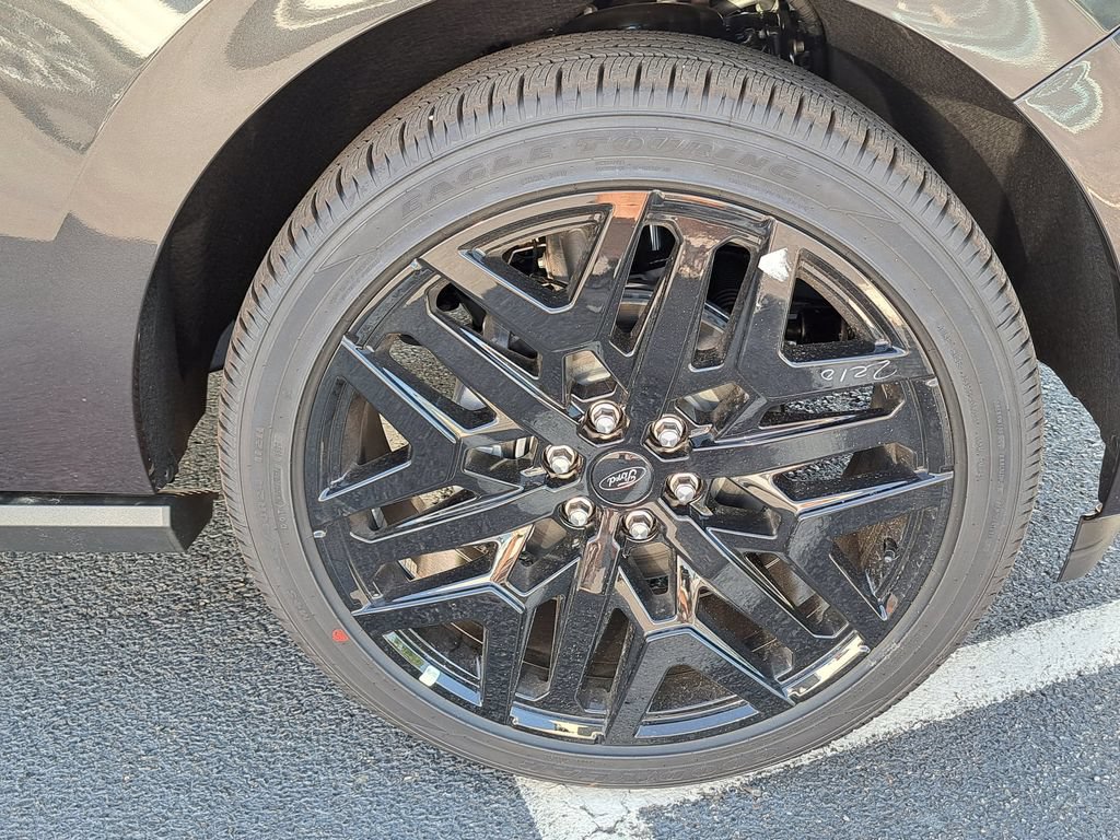 New 2027 Ford Expedition Platinum w/ Stealth Performance Package AWD/4WD image 18