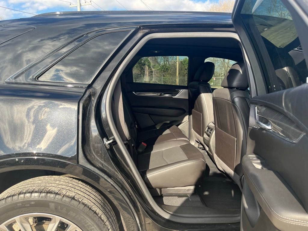 Used 2024 Cadillac XT5 Sportv w/ LPO, Floor Liner Package AWD/4WD image 34