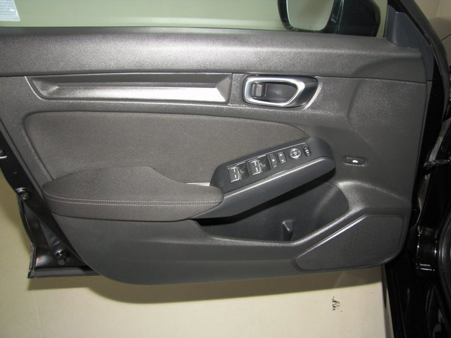 Certified 2025 Honda Civic LX image 9