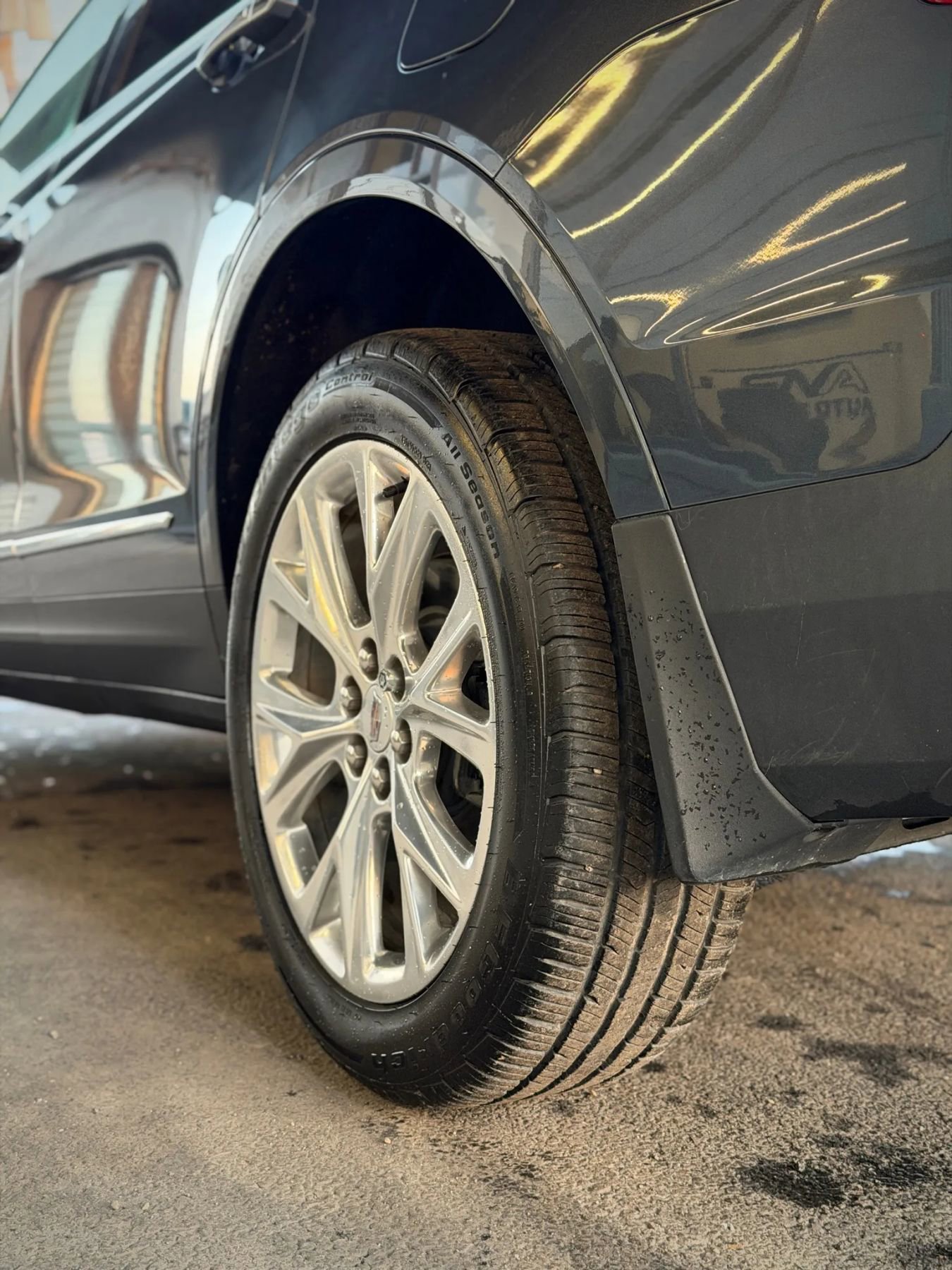 Used 2019 Cadillac XT5 Luxury w/ LPO, Radiant Package image 25