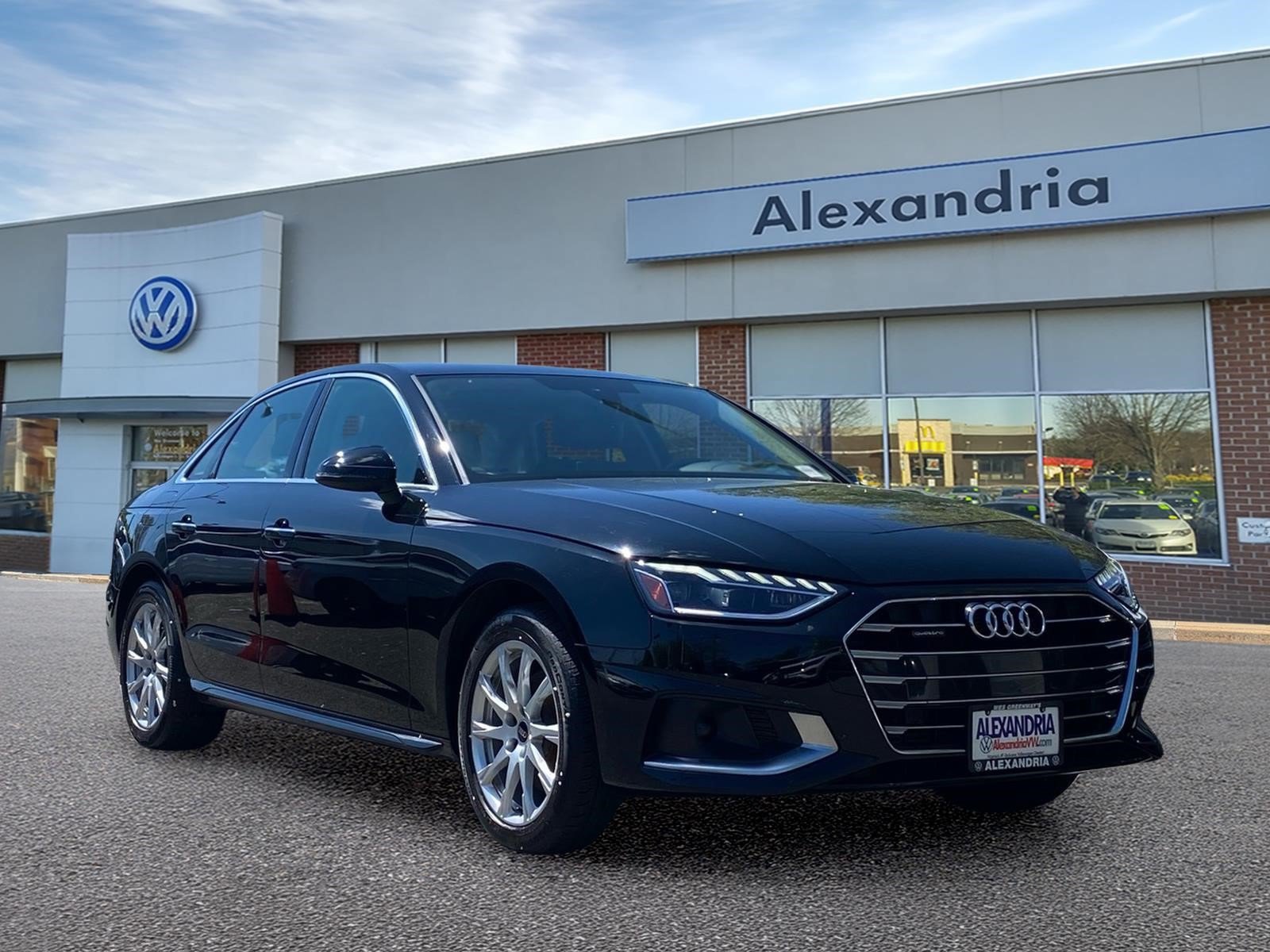 Used 2023 Audi A4 2.0T Premium AWD/4WD image 1