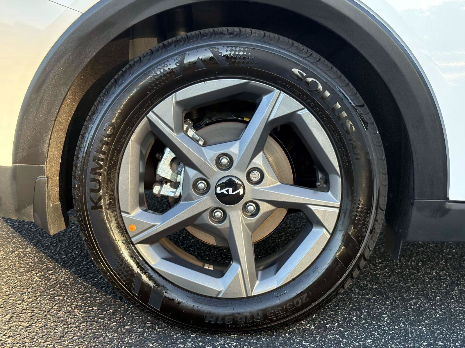 Certified 2025 Kia K4 FWD image 32