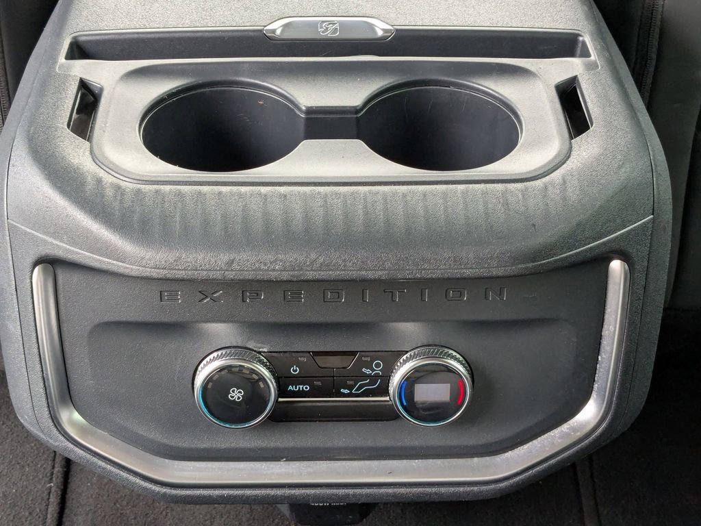Used 2025 Ford Expedition Max Active image 29