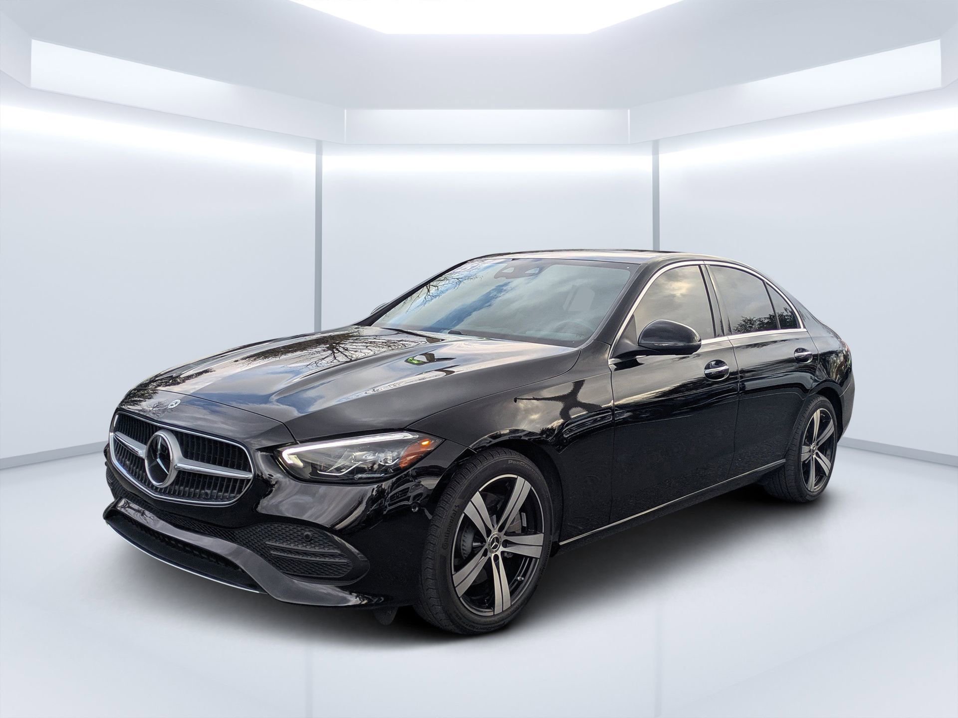 Used 2025 Mercedes-Benz C 300 Sedan image 9