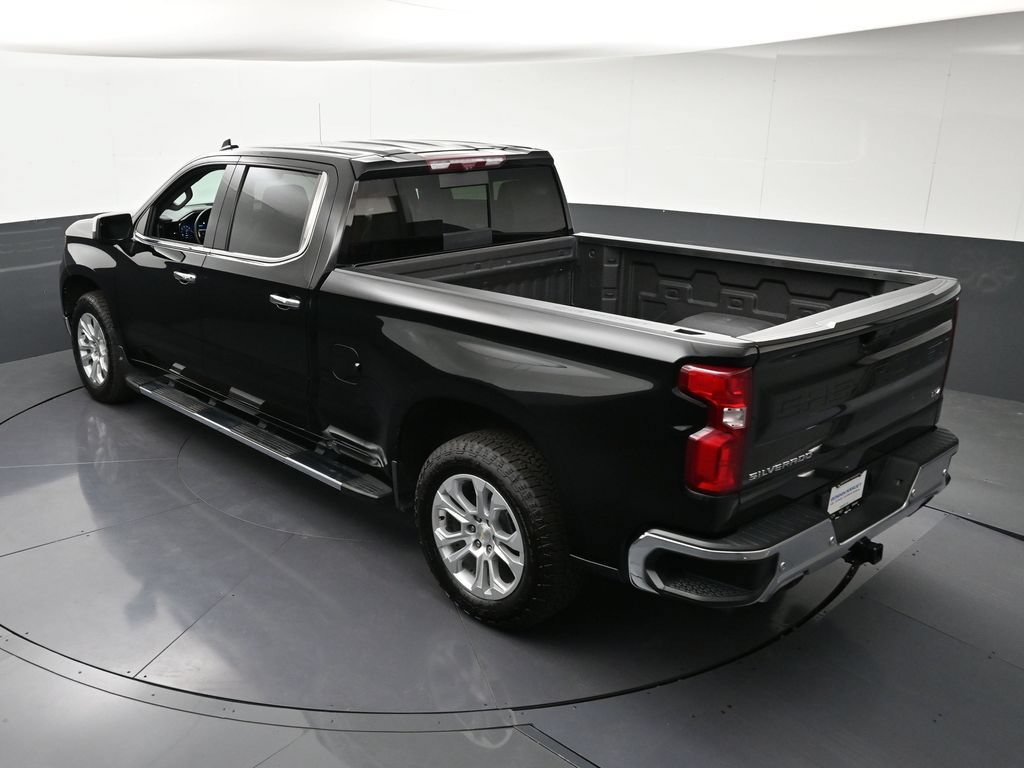Certified 2023 Chevrolet Silverado 1500 LTZ w/ LTZ Premium Package AWD/4WD image 17