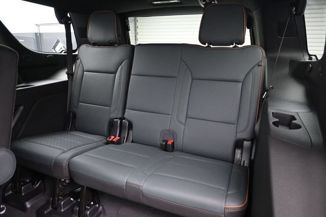 New 2026 GMC Yukon AT4 w/ AT4 Premium Plus Package AWD/4WD image 13