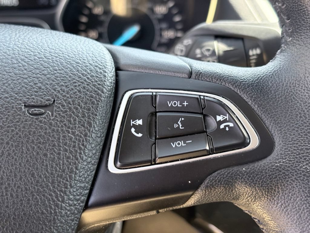 Used 2019 Ford Escape Titanium AWD/4WD image 15