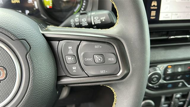 Used 2024 Jeep Wrangler Unlimited w/ Convenience Group image 12