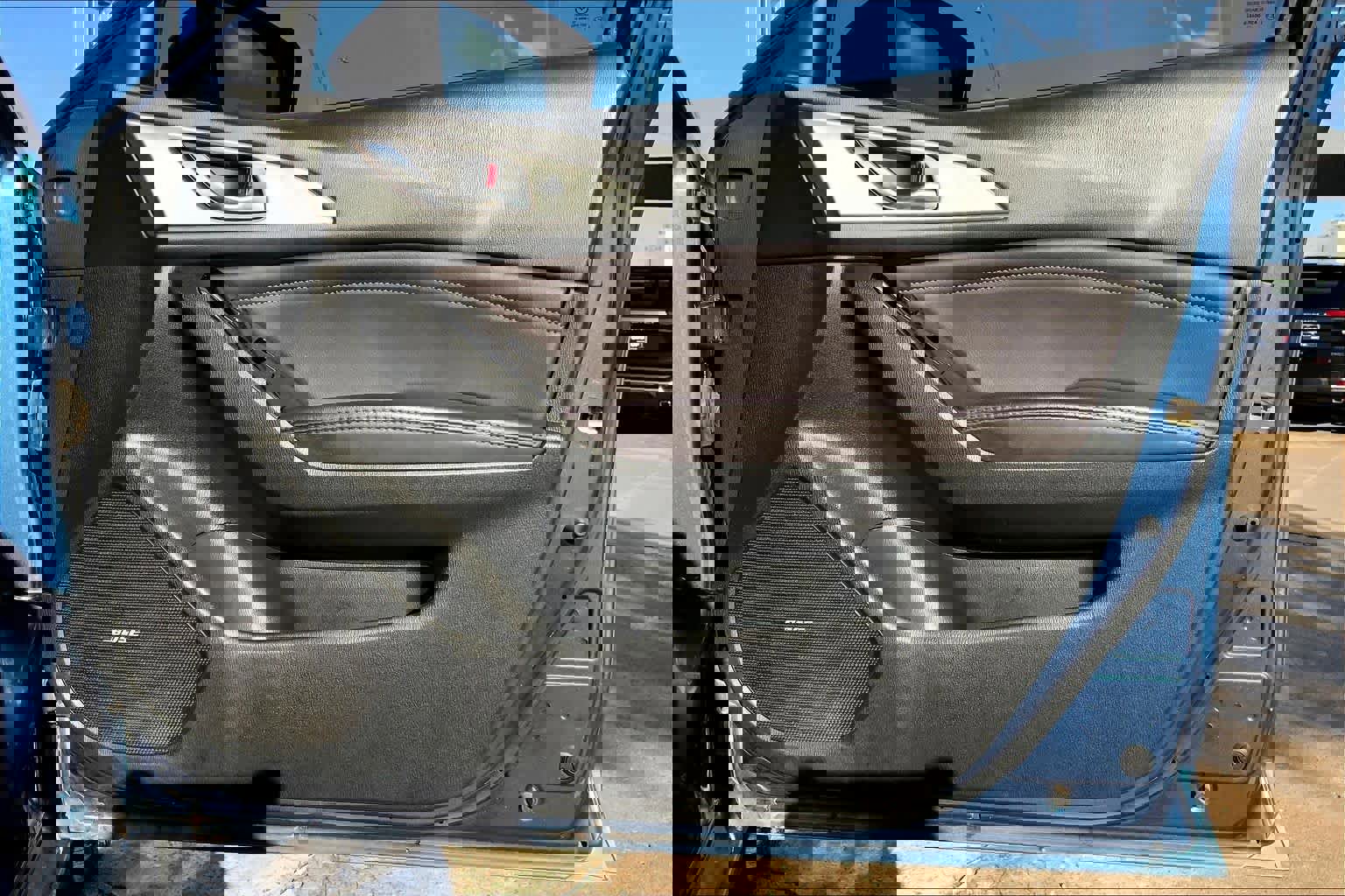 Used 2017 MAZDA MAZDA3 Touring w/ Popular Equipment Package image 22