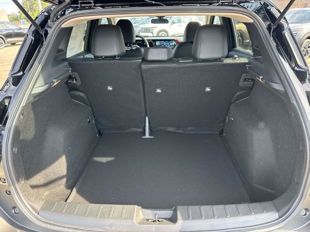 New 2027 Nissan Kicks SR FWD image 11