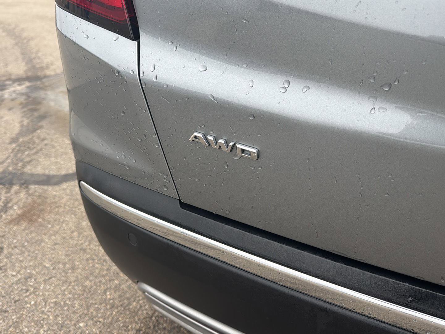 Used 2024 Cadillac XT5 Premium Luxury image 5