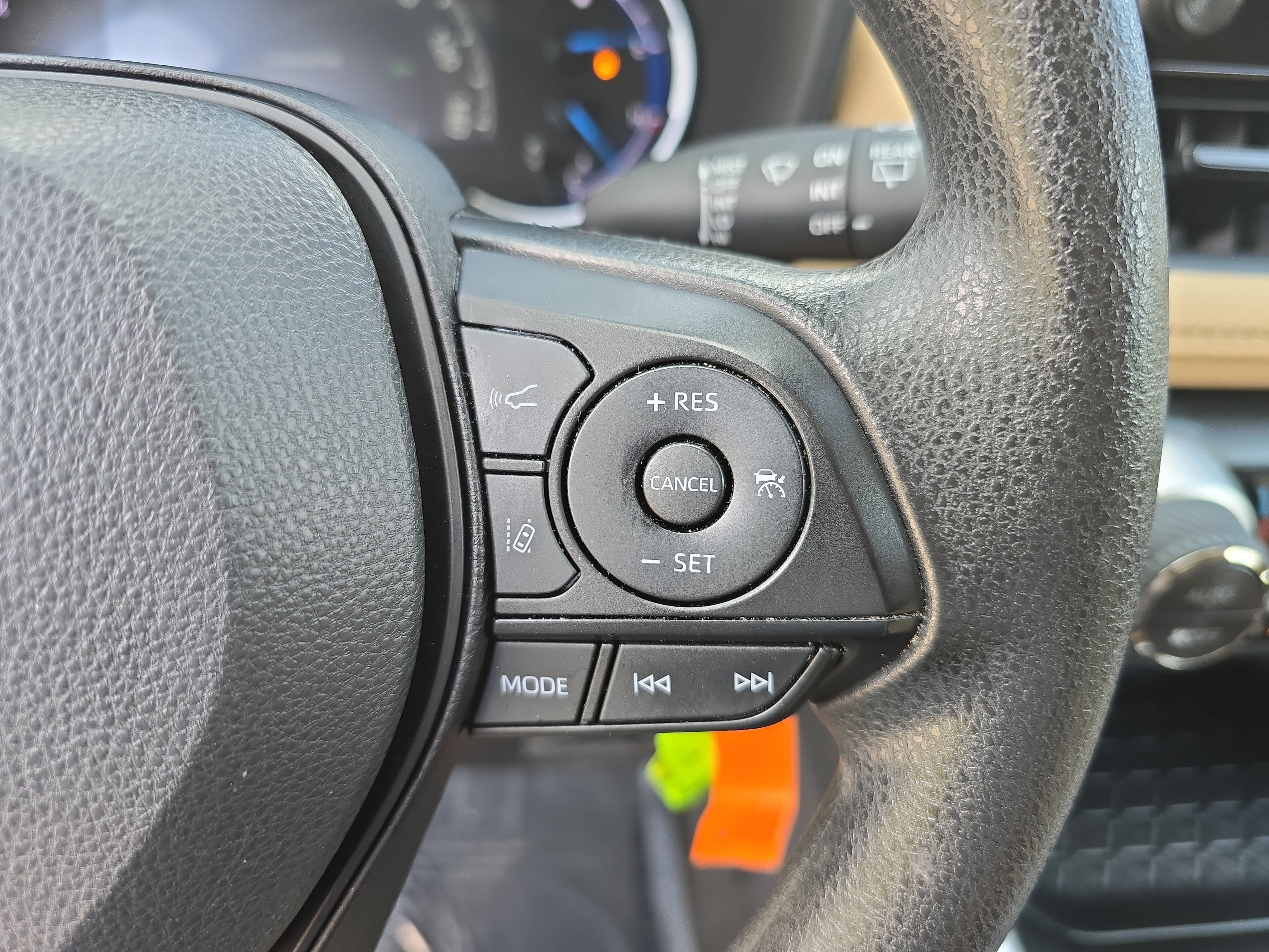 Certified 2024 Toyota RAV4 LE AWD/4WD image 19