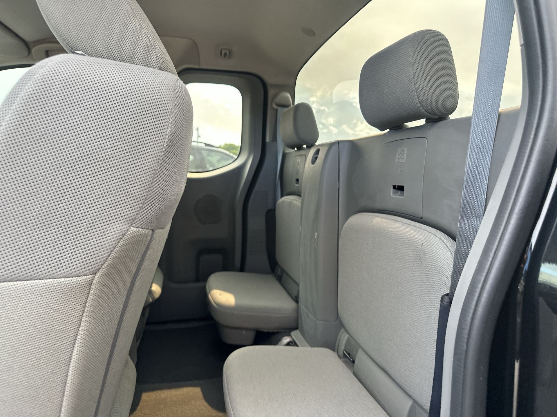 Used 2019 Nissan Frontier S RWD image 23
