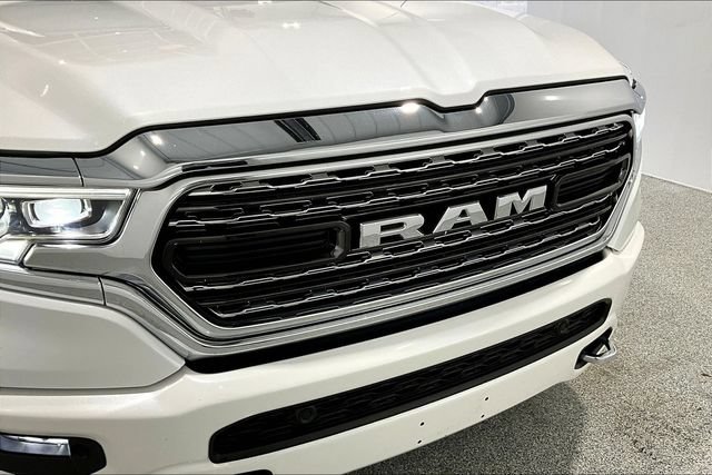 Used 2022 RAM 1500 Limited w/ Body-Colour Bumper Group AWD/4WD image 42