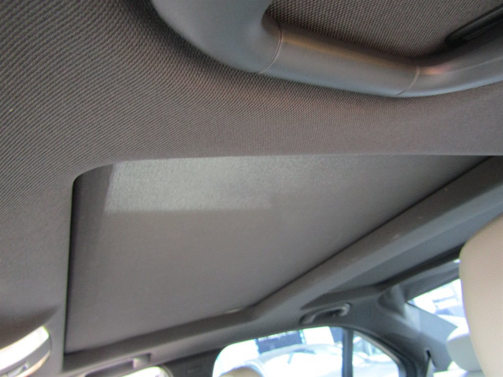 Used 2009 Mercedes-Benz C 350 Sport image 12