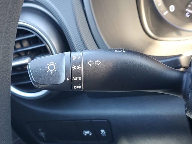 Used 2019 Hyundai Kona SE image 16