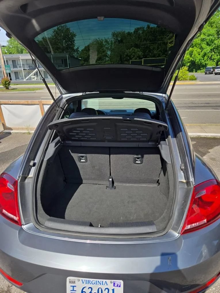 Used 2017 Volkswagen Beetle 1.8T FWD image 8