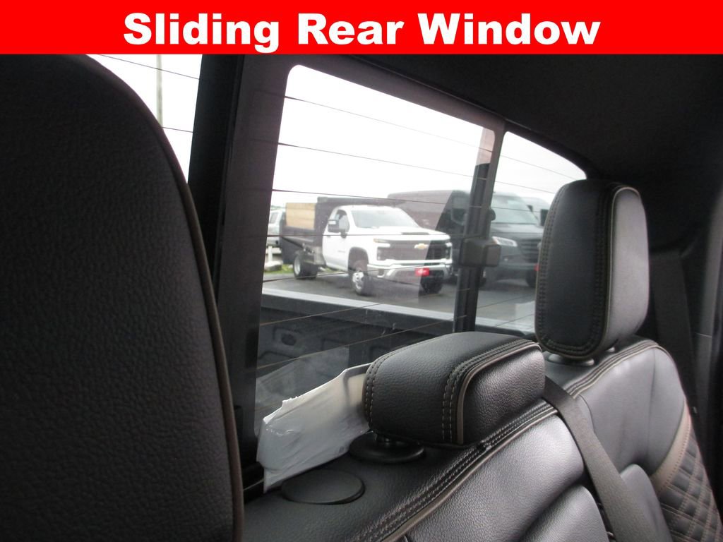 Used 2024 GMC Canyon Denali AWD/4WD image 22