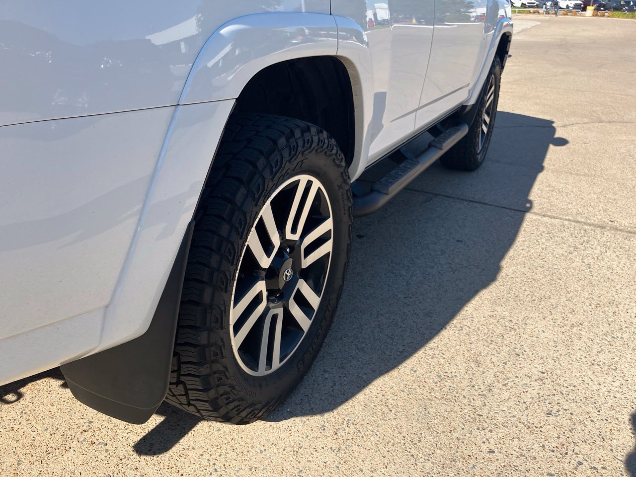 Used 2021 Toyota 4Runner SR5 Premium w/ Moonroof Package AWD/4WD image 14