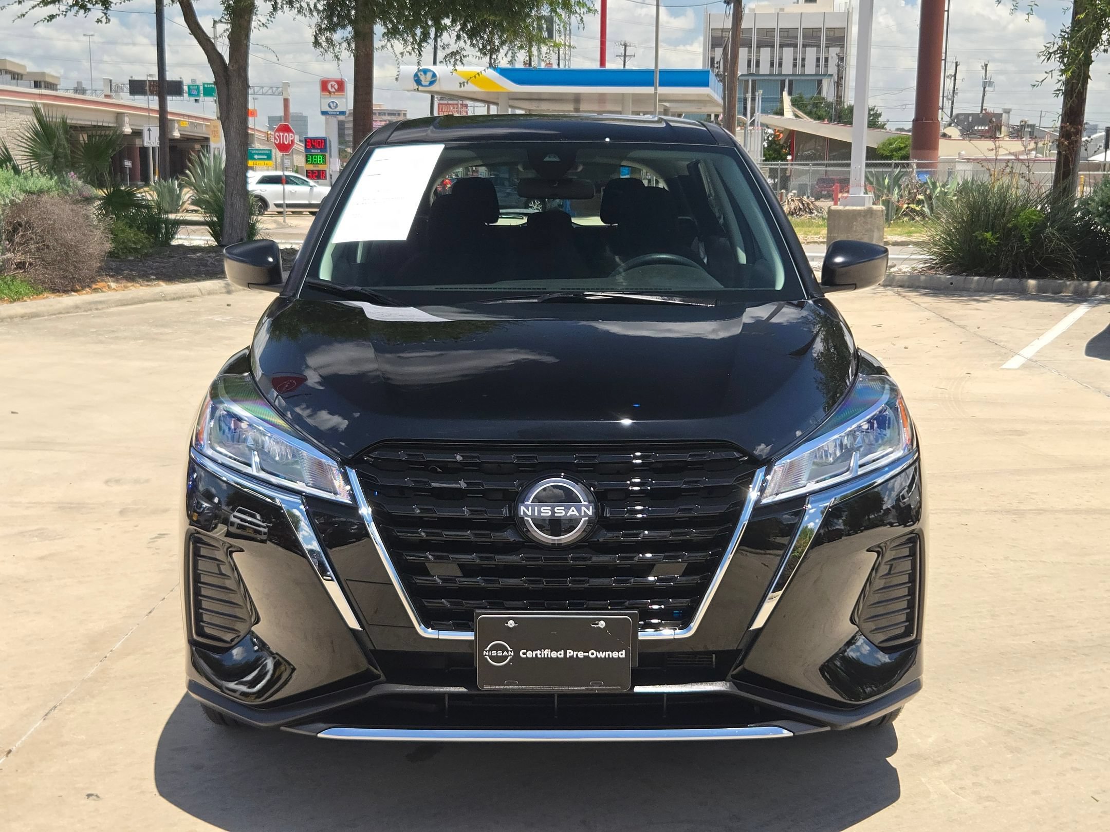 Used 2025 Nissan Kicks Play S FWD image 8