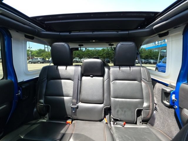 Used 2021 Jeep Wrangler Unlimited Rubicon w/ Trailer Tow Package AWD/4WD image 29