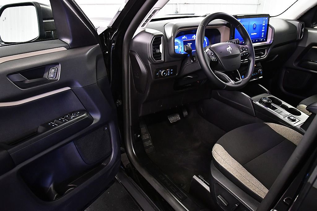 Used 2025 Ford Bronco Sport Big Bend w/ Convenience Package image 14