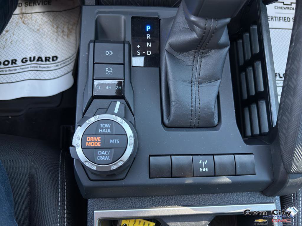 Used 2024 Toyota Tacoma TRD Off-Road image 23