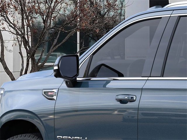 New 2026 GMC Yukon XL Denali w/ Denali Reserve Package image 12
