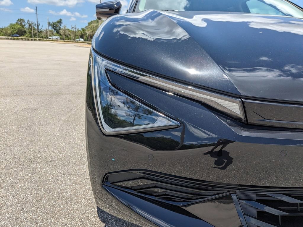New 2025 Kia EV6 Wind RWD image 12