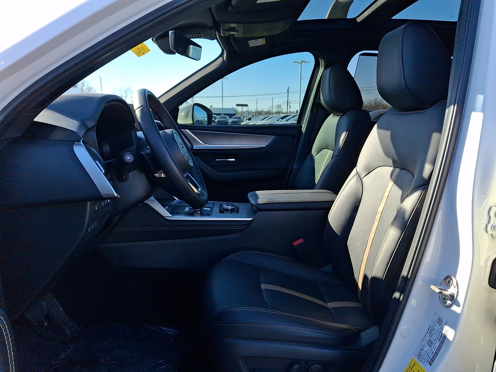 Certified 2024 MAZDA CX-90 Plug-In Hybrid w/ Premium Plus image 16
