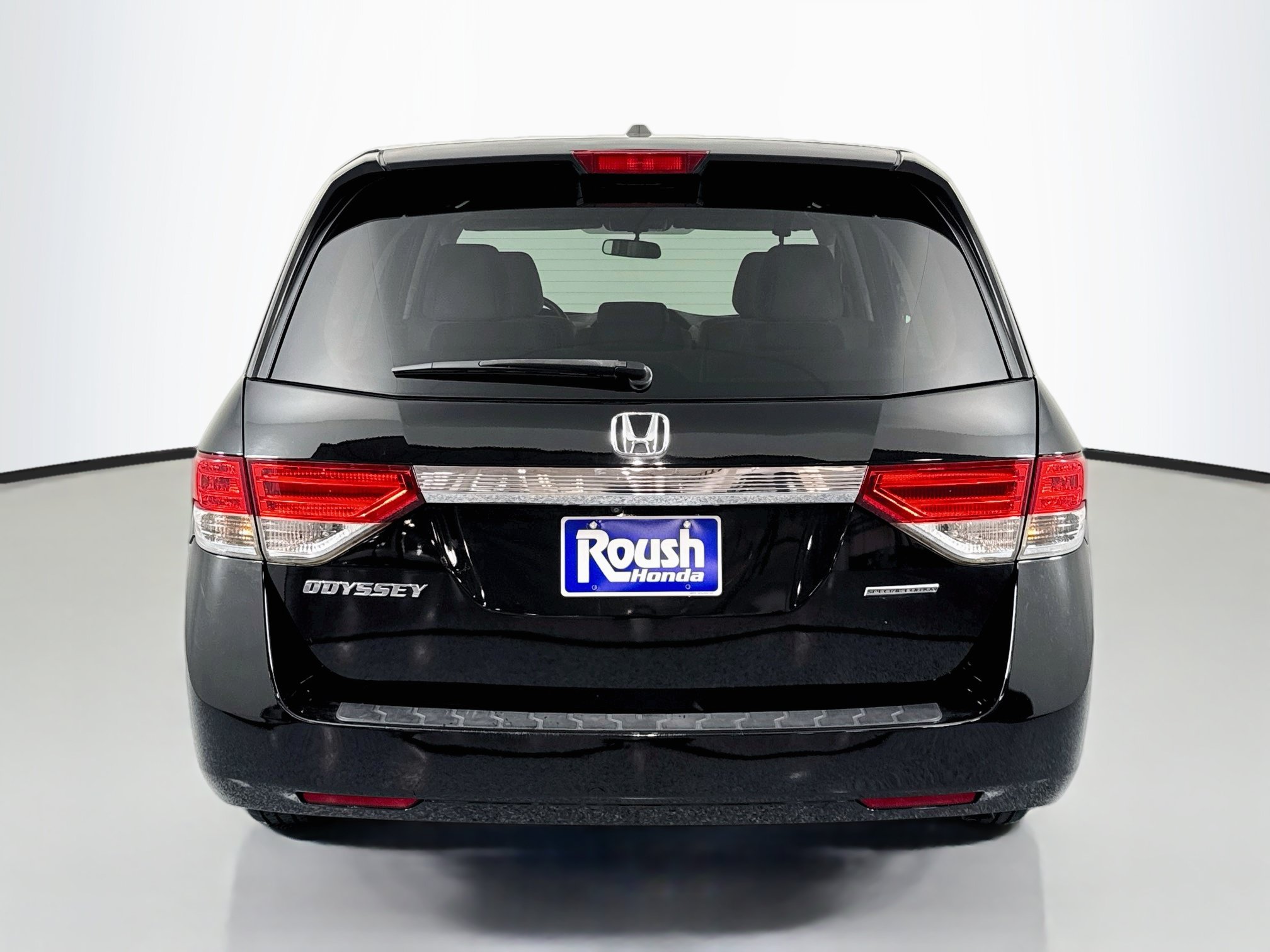 Used 2016 Honda Odyssey SE image 6