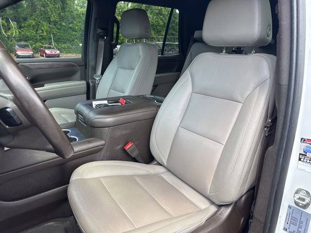 Used 2022 Chevrolet Tahoe LT w/ Luxury Package AWD/4WD image 13