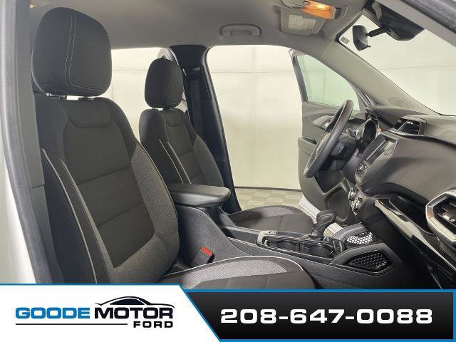 Used 2023 Chevrolet TrailBlazer LT FWD image 23