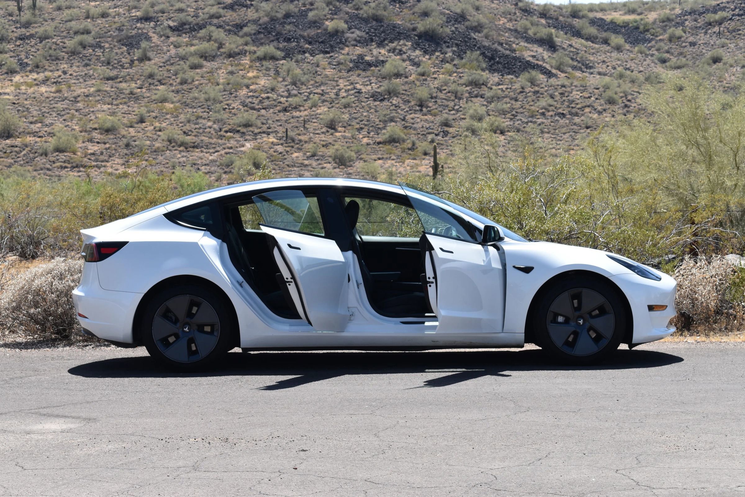 Used 2023 Tesla Model 3 Standard Range RWD image 10