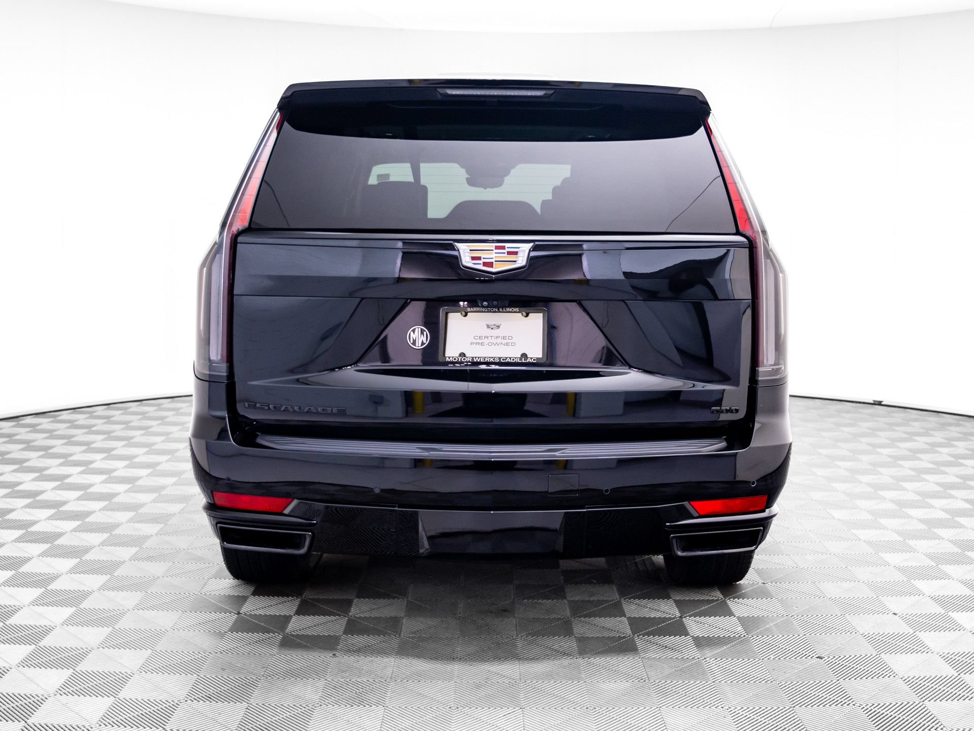 Used 2024 Cadillac Escalade Sport Platinum w/ LPO, ONYX Package AWD/4WD video 5