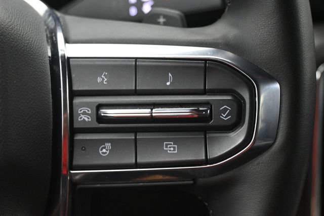 Used 2025 GMC Yukon Denali AWD/4WD image 10