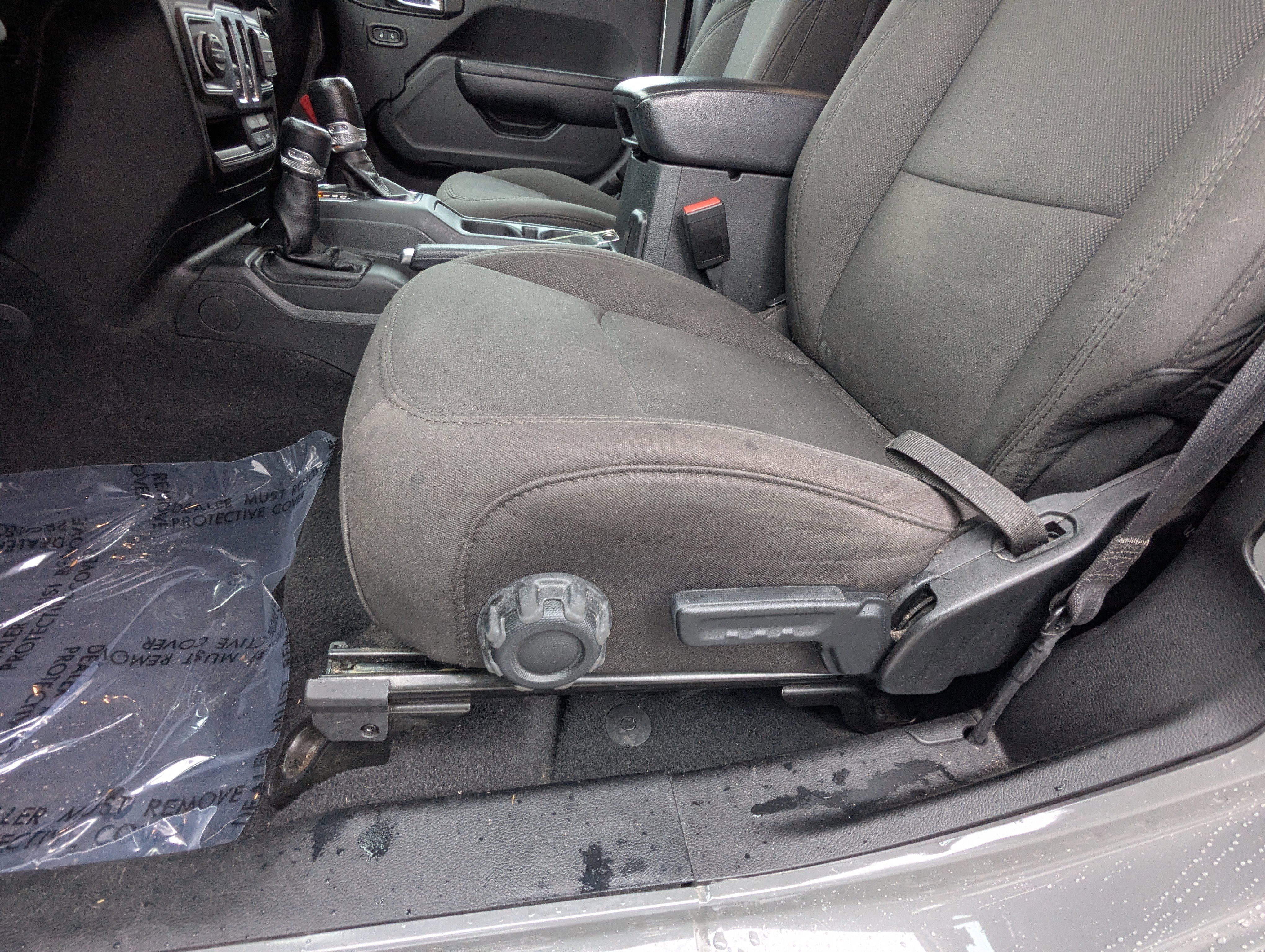 Used 2023 Jeep Wrangler Sport S image 14