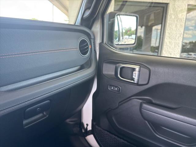 Used 2026 Jeep Gladiator Mojave AWD/4WD image 26