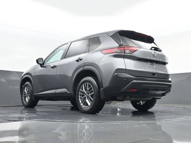 Used 2021 Nissan Rogue S image 22